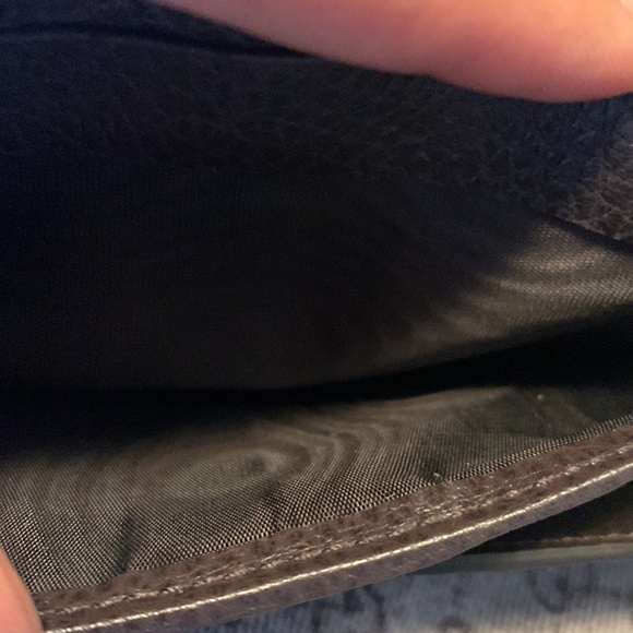 Genuine GUCCI Tri- fold Wallet, chocolate Brown, with two inside section. - Picture 12 of 16